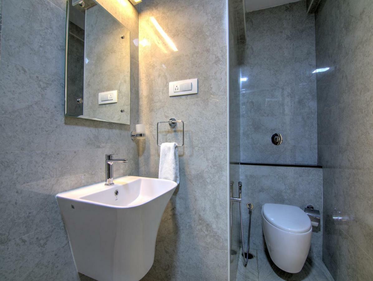 Sunshine Suites Grand Deluxe 벵갈루루 외부 사진